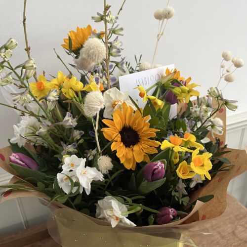 The Seasonal Mothers Bouquet